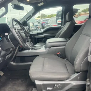More photos of 2018 Ford F-150 XLT at Indy Auto Man - Indianapolis, IN