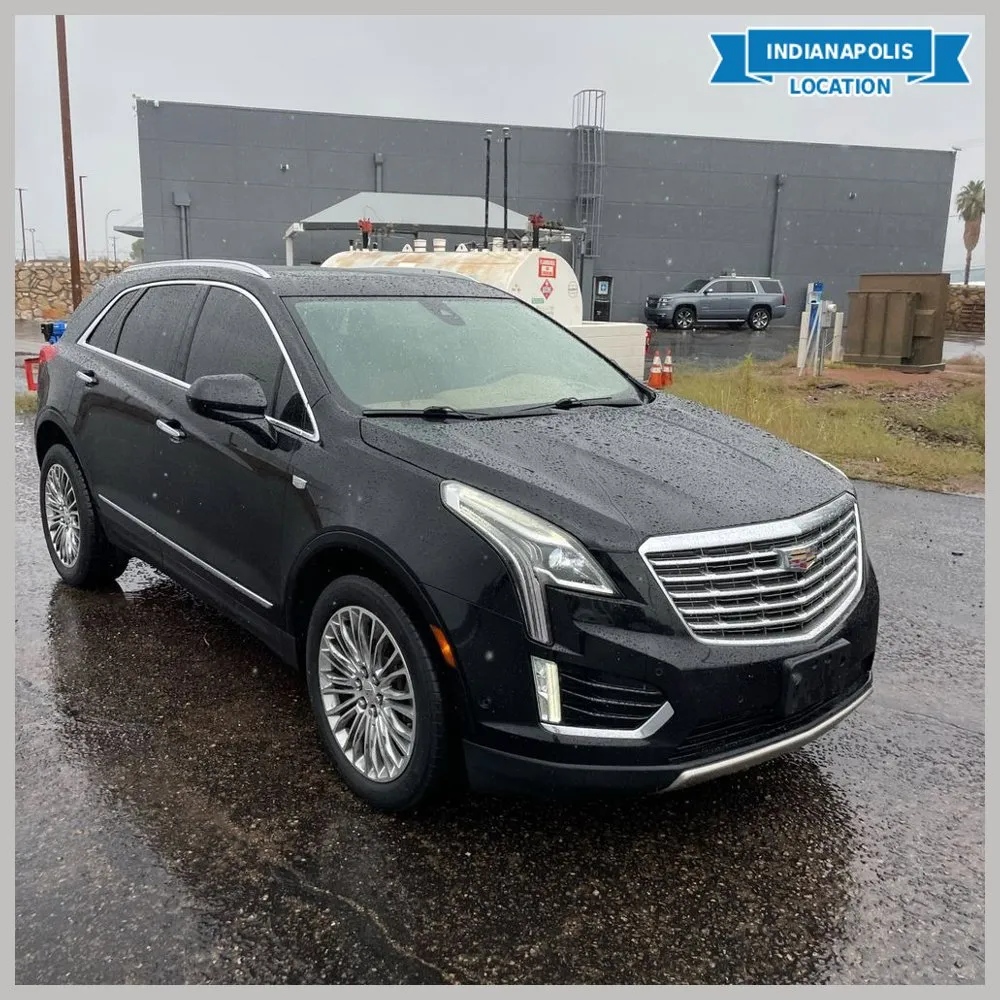 Black 2017 Cadillac XT5 Platinum for sale in Indianapolis, IN