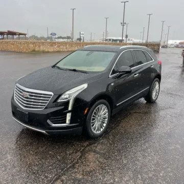 Photos of 2017 Cadillac XT5 Platinum for sale in Indianapolis, IN at Indy Auto Man - Indianapolis