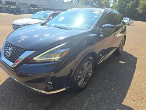 Photos of 2020 Nissan Murano Platinum for sale in Indianapolis, IN at Indy Auto Man - Indianapolis