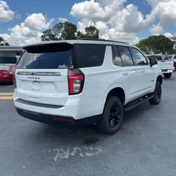 More photos of 2021 Chevrolet Tahoe Z71 at Indy Auto Man - Indianapolis, IN