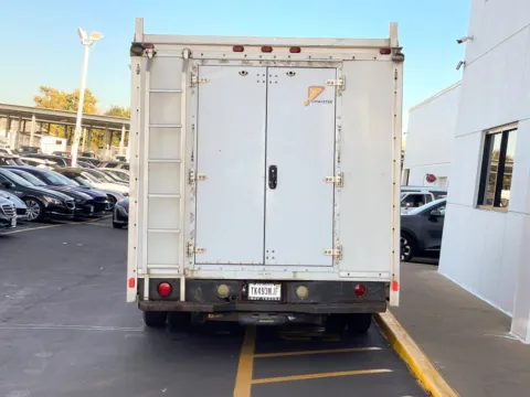 More photos of 2005 Chevrolet Express Van G3500 Cutaway at Indy Auto Man - Indianapolis, IN