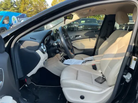 More photos of 2018 Mercedes-Benz GLA 250 4MATIC at Indy Auto Man - Indianapolis, IN