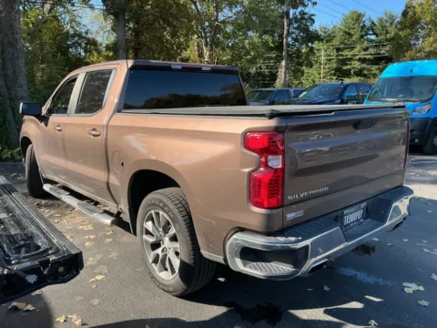 More photos of 2019 Chevrolet Silverado 1500 LT at Indy Auto Man - Indianapolis, IN