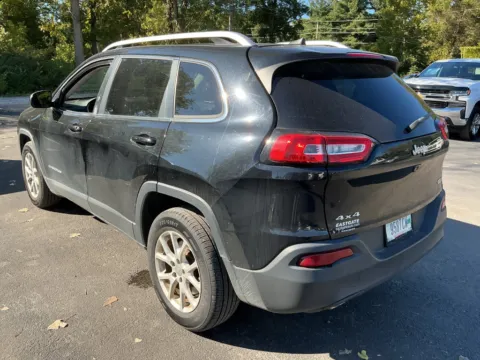 Another view of 2017 Jeep Cherokee Latitude for sale in Indianapolis, IN at Indy Auto Man - Indianapolis