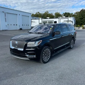 Photos of 2019 Lincoln Navigator L Reserve for sale in Indianapolis, IN at Indy Auto Man - Indianapolis