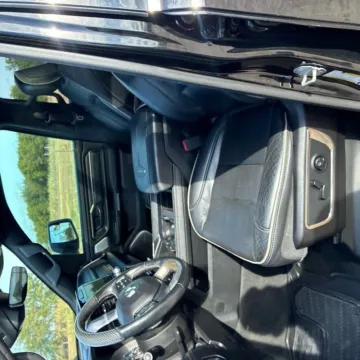 More photos of 2019 Ram 1500 Limited at Indy Auto Man - Indianapolis, IN