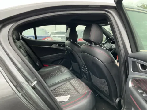 More photos of 2020 Genesis G70 3.3T at Indy Auto Man - Indianapolis, IN