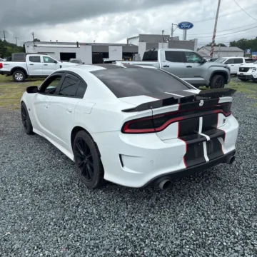 More photos of 2019 Dodge Charger R/T Scat Pack at Indy Auto Man - Indianapolis, IN