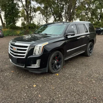 Photos of 2019 Cadillac Escalade Premium Luxury for sale in Indianapolis, IN at Indy Auto Man - Indianapolis