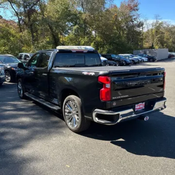 More photos of 2022 Chevrolet Silverado 1500 LTD LTZ at Indy Auto Man - Indianapolis, IN