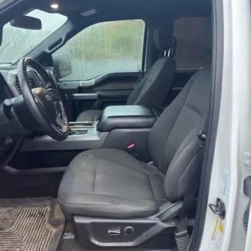 More photos of 2018 Ford F-150 XLT at Indy Auto Man - Indianapolis, IN