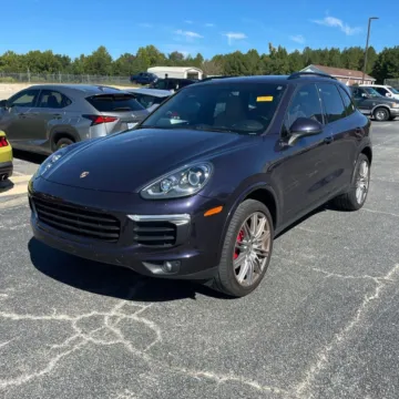 Photos of 2017 Porsche Cayenne Platinum Edition for sale in Indianapolis, IN at Indy Auto Man - Indianapolis