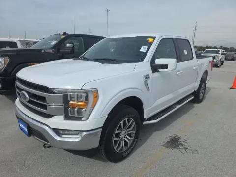 Photos of 2021 Ford F-150 Lariat for sale in Indianapolis, IN at Indy Auto Man - Indianapolis
