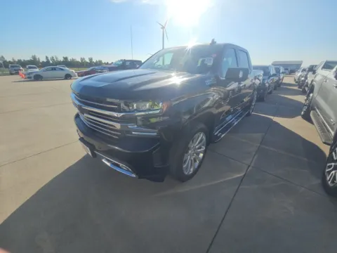 Photos of 2019 Chevrolet Silverado 1500 High Country for sale in Indianapolis, IN at Indy Auto Man - Indianapolis