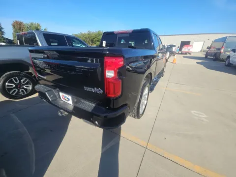 Another view of 2019 Chevrolet Silverado 1500 High Country for sale in Indianapolis, IN at Indy Auto Man - Indianapolis