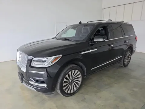 Photos of 2019 Lincoln Navigator Reserve for sale in Indianapolis, IN at Indy Auto Man - Indianapolis