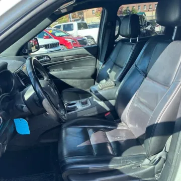 More photos of 2020 Jeep Grand Cherokee Overland at Indy Auto Man - Indianapolis, IN