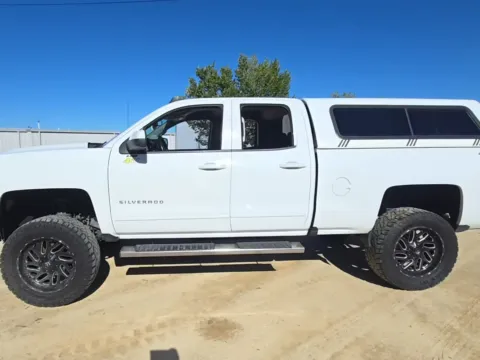 Photos of 2018 Chevrolet Silverado 1500 LT LT1 for sale in Indianapolis, IN at Indy Auto Man - Indianapolis