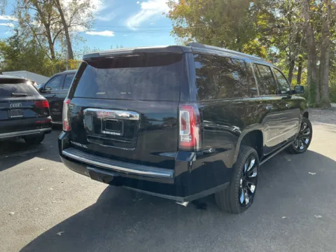 Another view of 2019 GMC Yukon XL Denali for sale in Indianapolis, IN at Indy Auto Man - Indianapolis