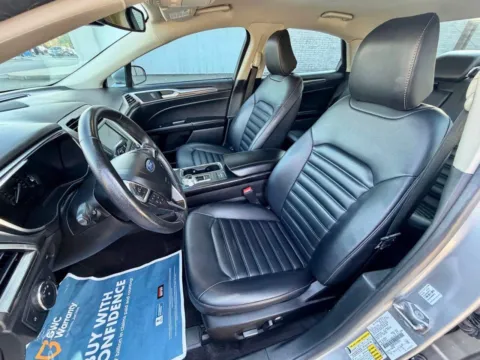 More photos of 2020 Ford Fusion SEL at Indy Auto Man - Indianapolis, IN
