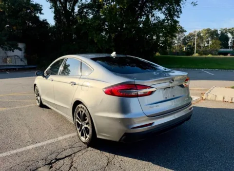 More photos of 2020 Ford Fusion SEL at Indy Auto Man - Indianapolis, IN