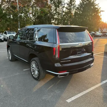 More photos of 2021 Cadillac Escalade Premium Luxury at Indy Auto Man - Indianapolis, IN