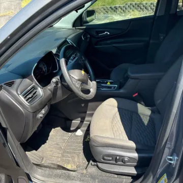 More photos of 2018 Chevrolet Equinox LT at Indy Auto Man - Indianapolis, IN