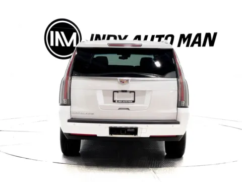 More photos of 2019 Cadillac Escalade ESV Premium at Indy Auto Man, IN