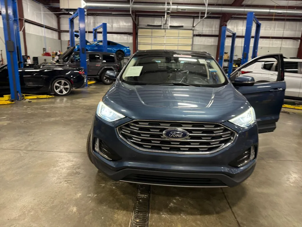 Blue 2019 Ford Edge SEL for sale in Indianapolis, IN