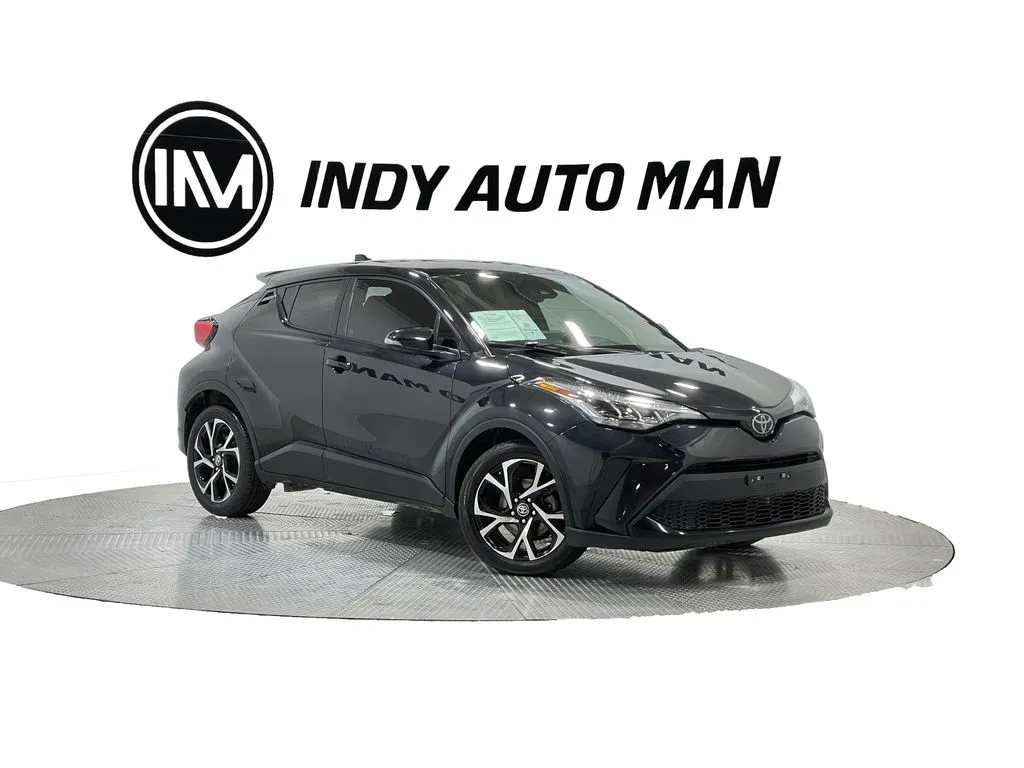 2022 Toyota C-HR XLE