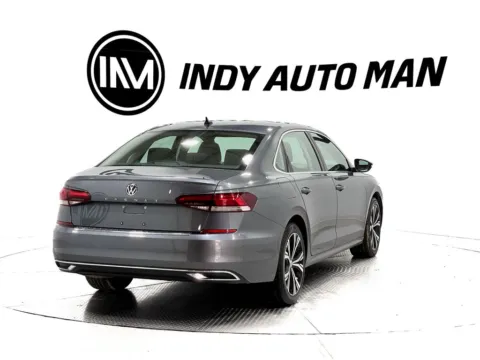 More photos of 2021 Volkswagen Passat 2.0T SE at Indy Auto Man, IN