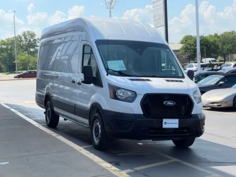 Photos of 2021 Ford Transit-250 for sale in Indianapolis, IN at Indy Auto Man