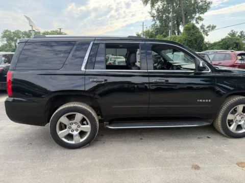 More photos of 2017 Chevrolet Tahoe Premier at Indy Auto Man, IN