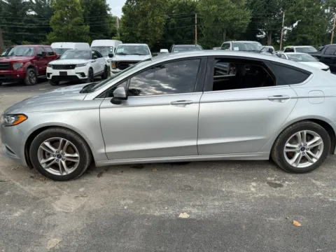 More photos of 2018 Ford Fusion SE at Indy Auto Man, IN