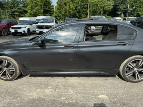 More photos of 2016 BMW 7 Series 750i xDrive at Indy Auto Man, IN