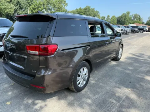 More photos of 2017 Kia Sedona LX at Indy Auto Man, IN