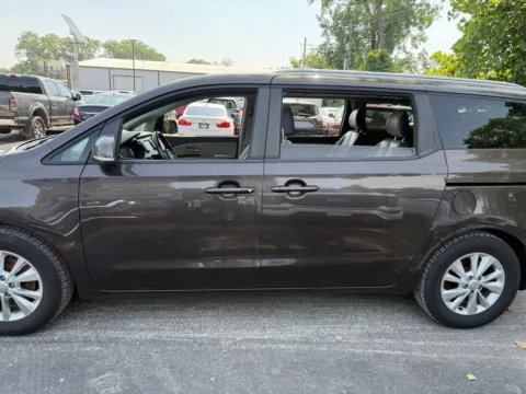 More photos of 2017 Kia Sedona LX at Indy Auto Man, IN