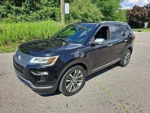 Photos of 2019 Ford Explorer Platinum for sale in Indianapolis, IN at Indy Auto Man