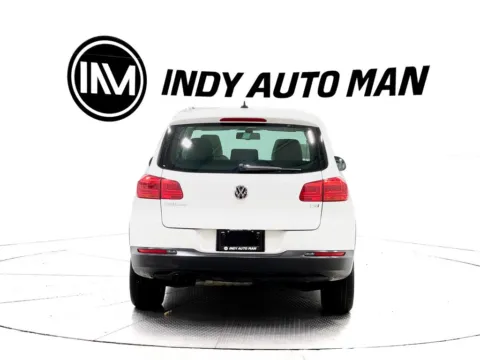 More photos of 2017 Volkswagen Tiguan 2.0T Wolfsburg Edition at Indy Auto Man, IN