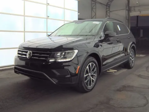 Another view of 2019 Volkswagen Tiguan 2.0T SEL for sale in Indianapolis, IN at Indy Auto Man