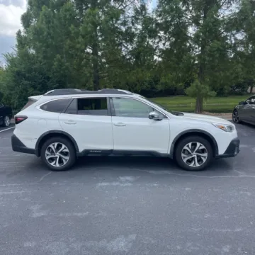 More photos of 2020 Subaru Outback Touring XT at Indy Auto Man, IN