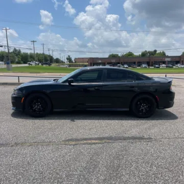 More photos of 2018 Dodge Charger R/T Daytona Edition at Indy Auto Man, IN