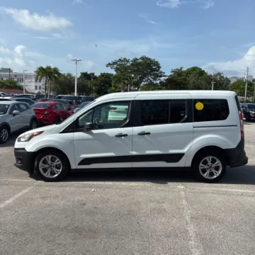 More photos of 2020 Ford Transit Connect XL at Indy Auto Man, IN