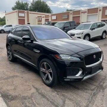 Black 2017 Jaguar F-PACE S for sale in Indianapolis, IN