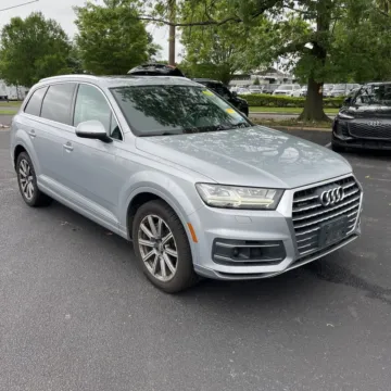 Silver 2018 Audi Q7 3.0T Prestige quattro for sale in Indianapolis, IN