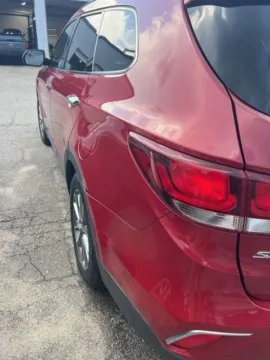 More photos of 2017 Hyundai Santa Fe SE at Indy Auto Man, IN