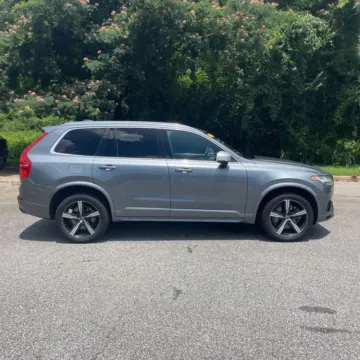 More photos of 2017 Volvo XC90 Hybrid T8 R-Design at Indy Auto Man, IN