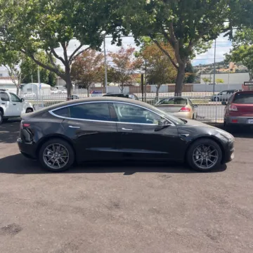 More photos of 2019 Tesla Model 3 Standard at Indy Auto Man, IN