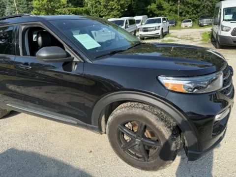 Black 2021 Ford Explorer XLT for sale in Indianapolis, IN